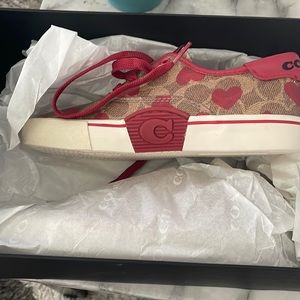 Coach womens 5 for sale